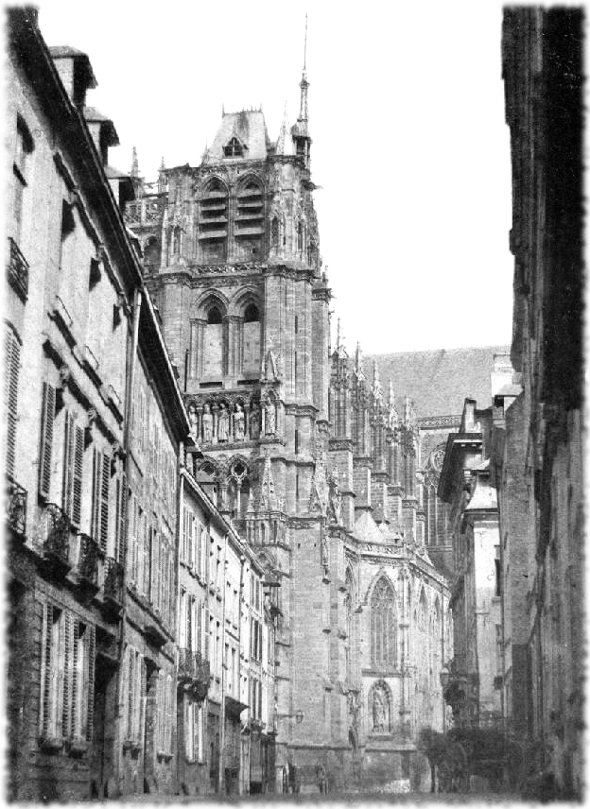 cathédrale Notre-Dame, portail de gauche dit de Saint-Firmin