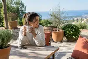 Comment choisir les couleurs tendance pour relooker votre extérieur en 2026 ?